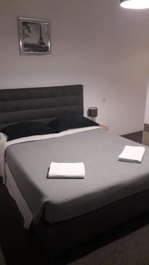 D'hotes Centre Bed & Breakfast Agen
